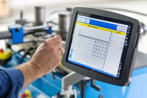 PBT Tablet-TeachIn - Control for profile bending machines - Detail