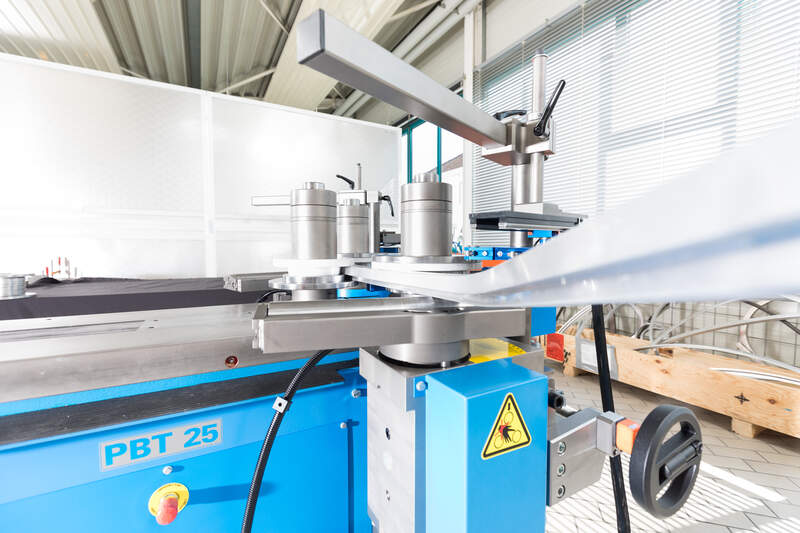 PBT Profilbiegemaschine PBT25®